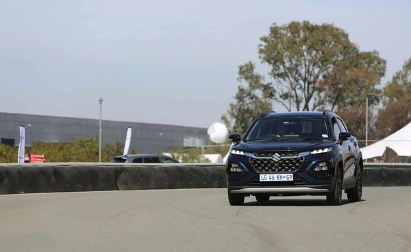 Quels sont les bénéfices des systèmes de freinage automatisé pour les véhicules agricoles?